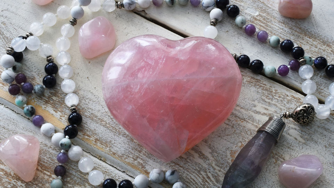 The Complete Rose Quartz Guide: Love, Healing & Heart Chakra Mastery