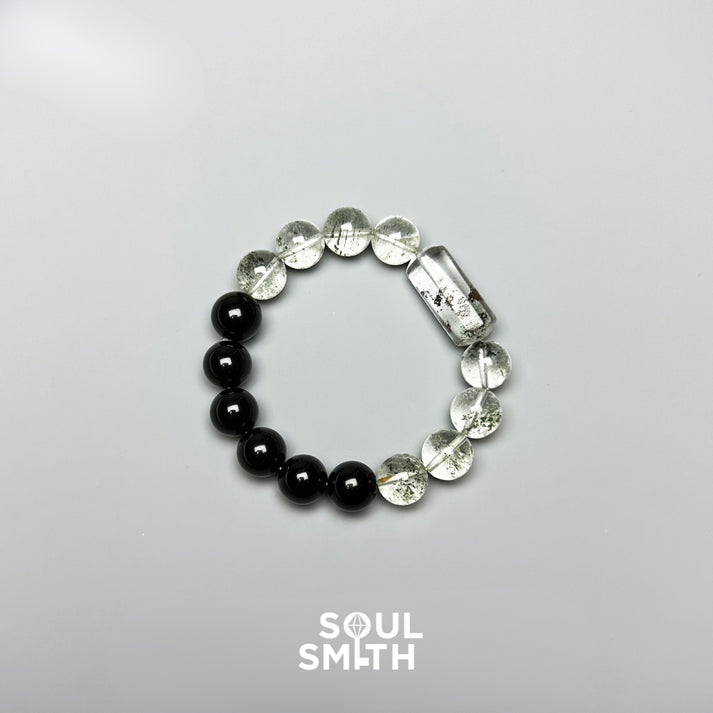 Moss Agate &amp; Black Onyx Crystal Bracelet – Heart &amp; Root Chakras – Grounded Growth