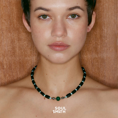 Bold malachite necklace for heart chakra balance worn by woman – SoulSmith

